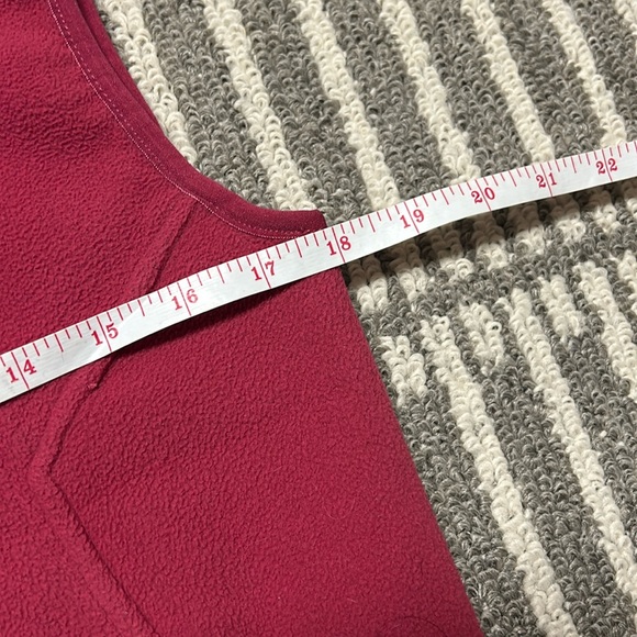 Helly Hansen Pro Fleece Zip Up Pink Vest - Picture 4 of 7